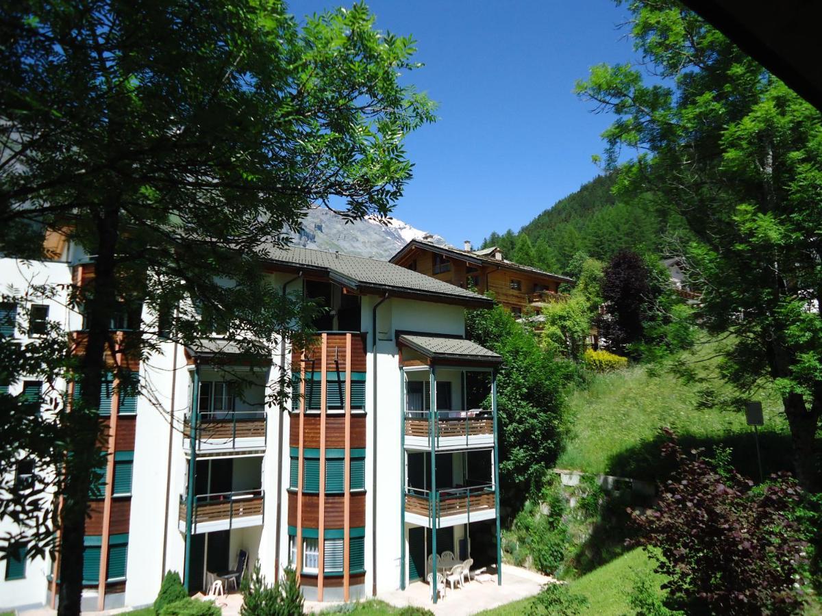 Hotel Quellenhof Leukerbad Εξωτερικό φωτογραφία
