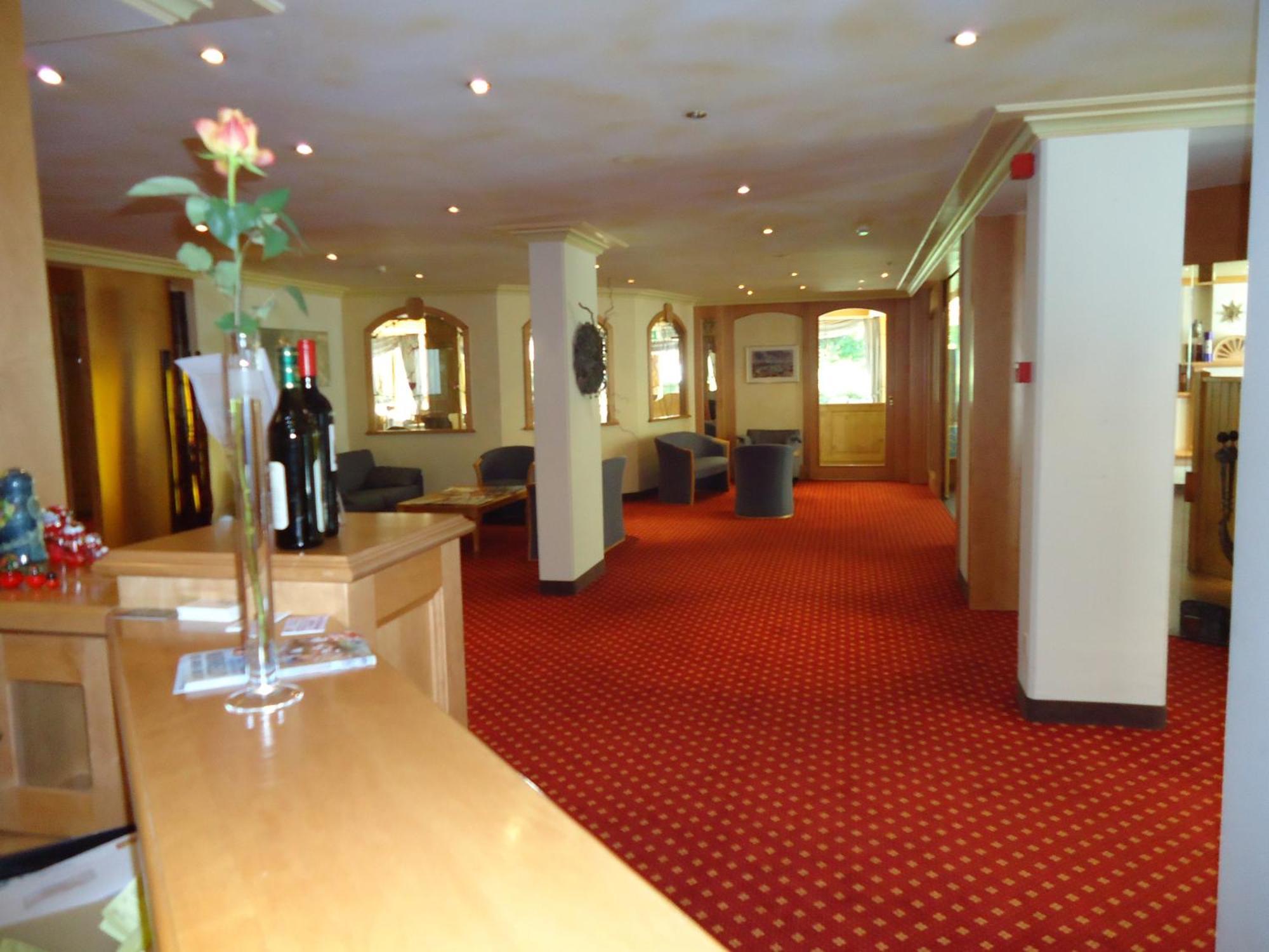 Hotel Quellenhof Leukerbad Εξωτερικό φωτογραφία